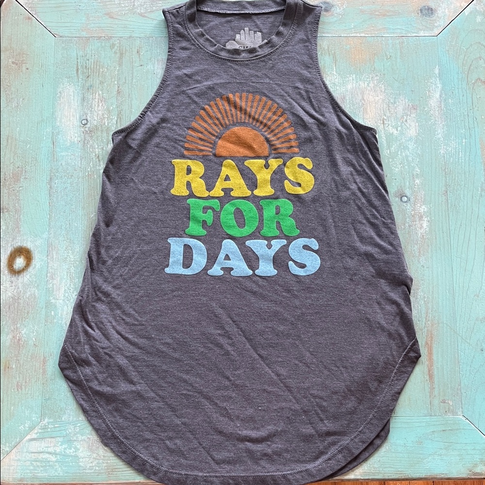 Soft Gray Graphic Tank Top - 'Rays for Days' fits like xxs